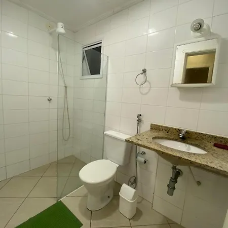 Apartamento em Ubatuba - Praia Grande-3